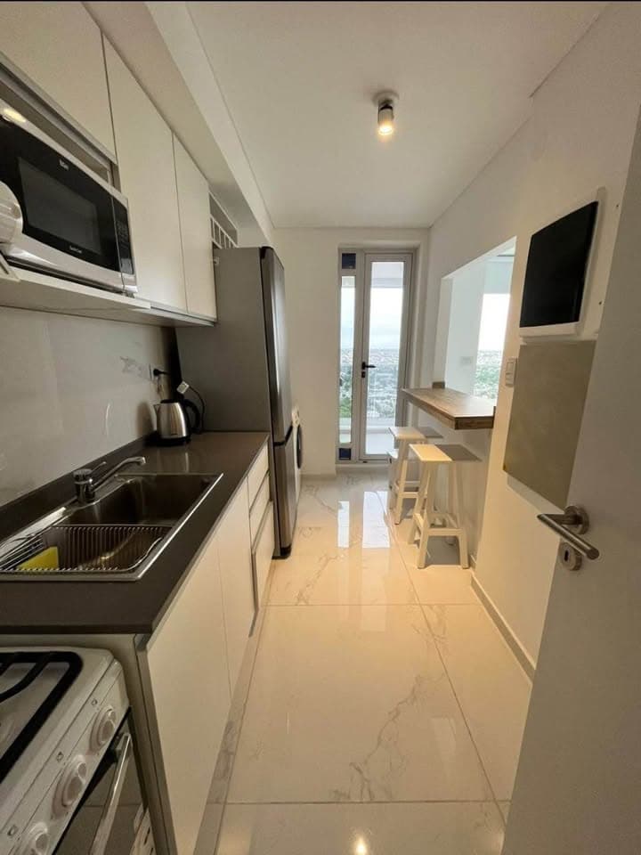 Departamento de 2 dormitorios en La Diva, piso alto con vista a Av. Colón, foto 5