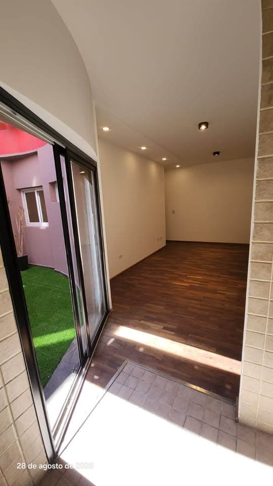Departamento en planta baja con patio en Cofico, foto 1