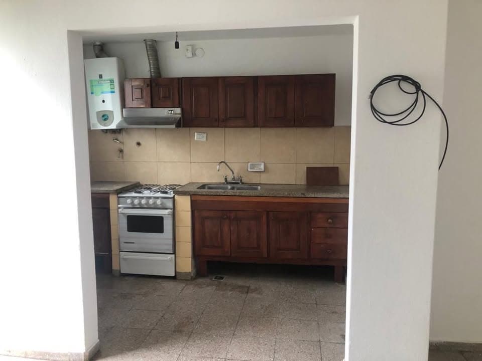 Casa de 2 dormitorios + departamento independiente en Residencial Vélez Sarsfield, foto 5
