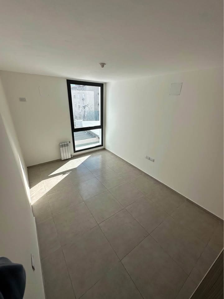 Departamento de 1 dormitorio sobre Av. Libertad con pileta y SUM, foto 3